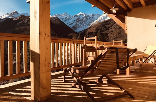 Monetier-les-Bains Ski Chalet | Chalet Takayama * Monêtier les Bains/Sauna-Hammam -View Ecrins National Park