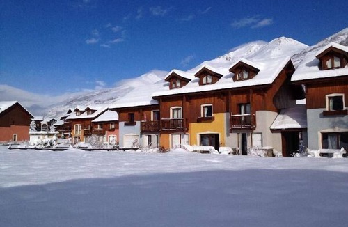 La Salle-les-Alpes Ski Chalet | Chalet, terrace, parking, tv, 61m², Serre Chevalier