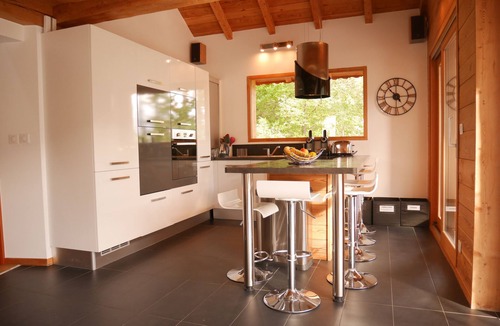 La Salle-les-Alpes Ski Chalet | Chalet Wanaka, charm and prestige with sauna and beautiful mountain view