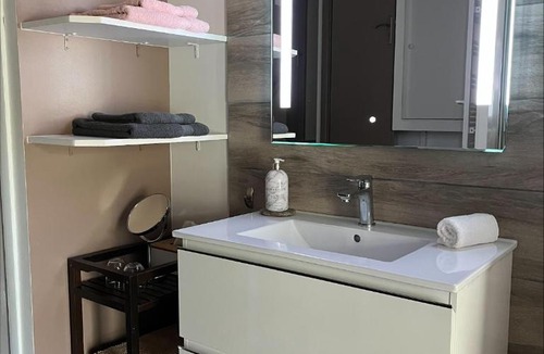 Clermont-l'Herault Bed & Breakfast | Chambres d'hôtes & Institut bien-être - Petit ParadyZen