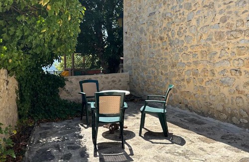 Pennes-le Sec Bed & Breakfast | Chambres privées - Maison d hôtes Piot - Pennes-Le-Sec Drôme
