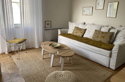 Sainte-Maxime City Centre Apartment | Charm au Coeur de Sainte Maxime, 2 bedroom apartment SEA VIEW- beach walk