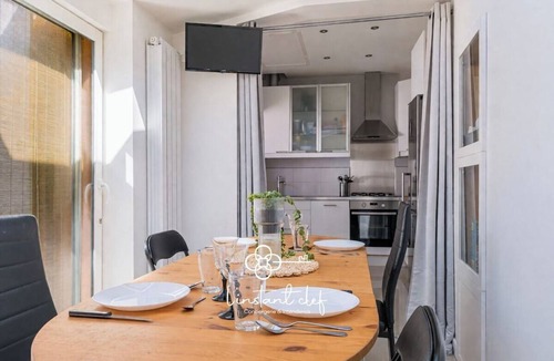 Oasis - Maroc House | Charm & Comfort - Private Terrace - Near the Race Track