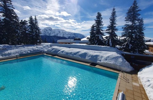 Chamrousse Apartment | Charmant F2, départ randonnée, pied des pistes, piscine, toutes commodités