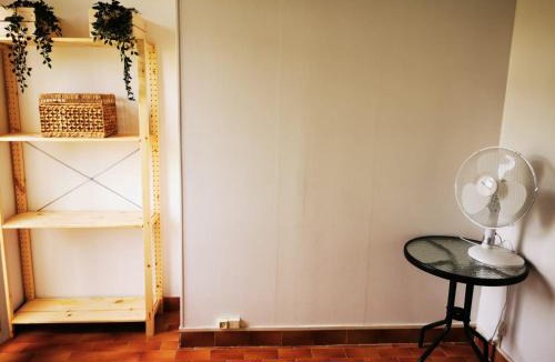 Saint-Mandrier-sur-Mer Apartment | Charmant T2 climatisée au coeur du village