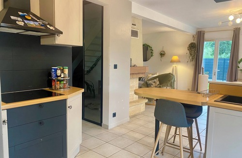 Yvre-l'Eveque House | Charming 3-bedroom house in Yvré-l'Évêque welcomes you close to Le Mans Circuit