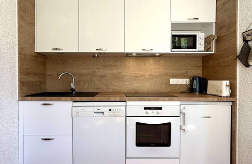 Chantemerle Apartment | Charming 6-Pax Apt in Serre-Chevalier, South & West Balconies, Ski Locker