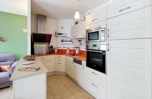 Granville Apartment | Charming apartment near the station - 4 guests