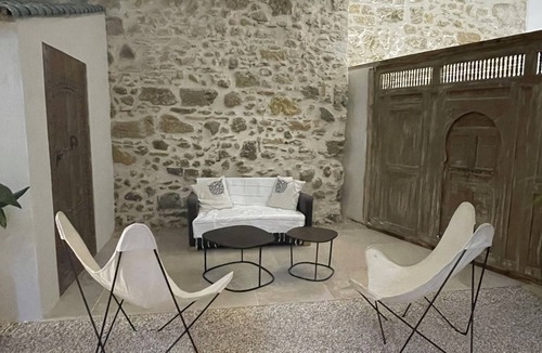 Capestang House | Charming atypical gîte, canal du midi, near sea, Capestang center
