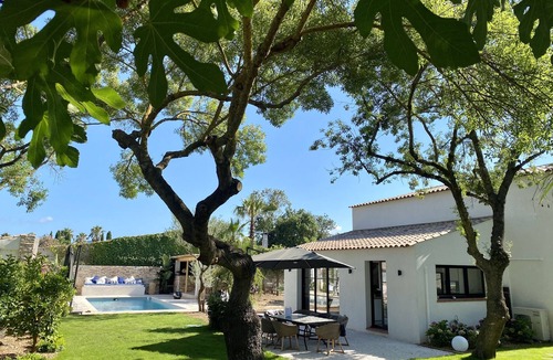 Grimaud House | Charming authentic house nestled in a garden of Eden