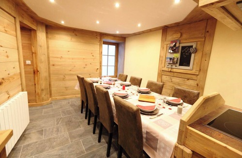 Orelle Ski Chalet | Charming chalet for 10 people in Orelle - Domaine Les 3 Vallées - Val Thorens