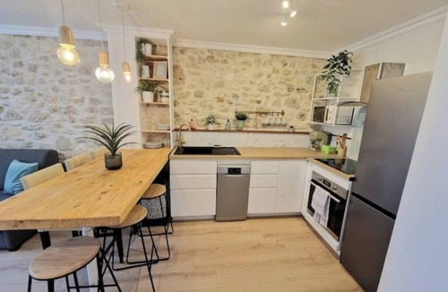 Lemasson Apartment | Charming, comfortable T3 near the center