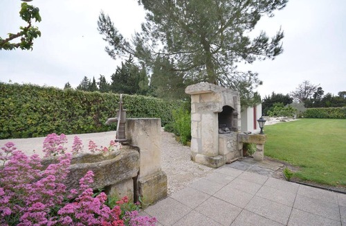 Chateaurenard House | Charming cottage in the countryside between St Rémy de Provence and Avignon