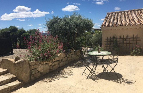 Crillon-le-Brave House | Charming country house, foothills of the Ventoux, 3 bedrooms, calm and magnificent view