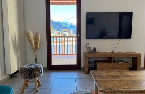 Monetier-les-Bains Apartment | Charming 3-room apartment with Wi-Fi and parking in Le Monêtier-les-Bains
