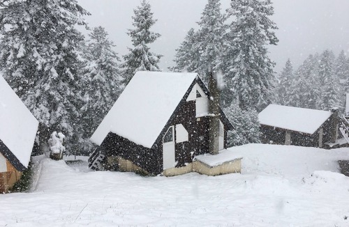 Guzet Neige Ski Chalet | Charming Guzet chalet with fireplace, bed linen option, Les 4 Chouettes