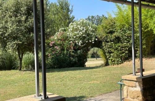 Lambesc Villa | Charming house with terrace and wooded garden