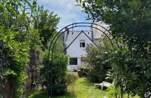 Guerande House | Charming old salt worker's house, very close to the Remparts de Guérande