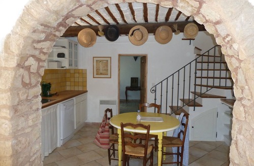 Bedoin House | Charming property with a private pool at the foot of Mont Ventoux. Stunning view.