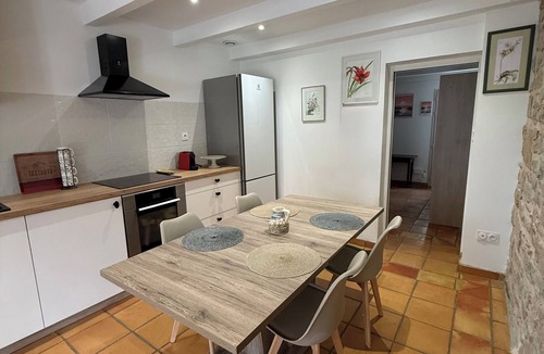 Lunel House | Charming Provencal Mazet, garden and terrace, 2 bedrooms
