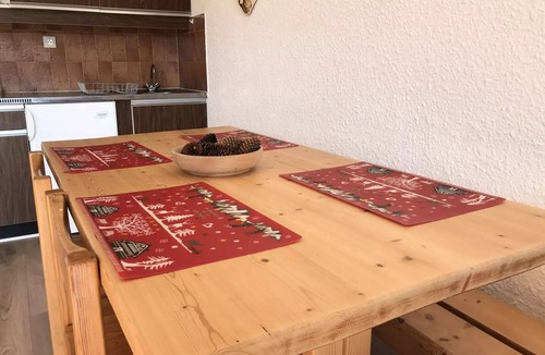 Correncon-en-Vercors Apartment | Charming studio apartment at the foot of the slopes