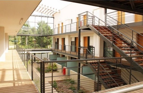 Eguilles Apartment | Charming studio in tourist residence