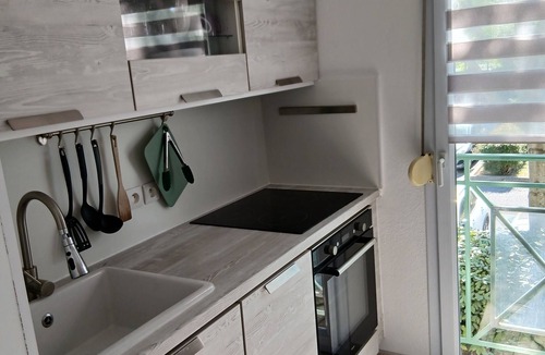 Montfavet Apartment | Charming T2 near Avignon festival