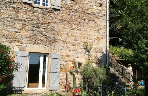 Aubenas House | charming town in a large house