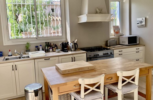 Cap-d'Antibes Villa | Charming villa , close to SALIS beach , walking distance to shops and center