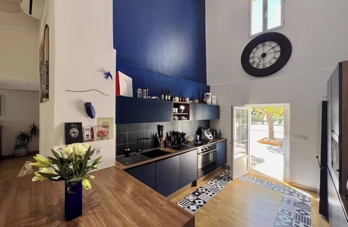 Aix-en-Provence Villa | Charming Villa with Pool in the Heart of the Aix Countryside