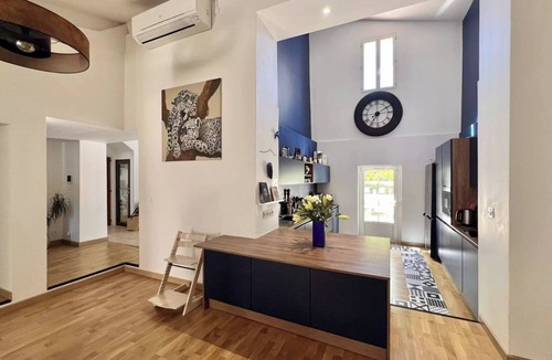 Aix-en-Provence Villa | Charming Villa with Pool in the Heart of the Aix Countryside