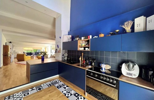 Aix-en-Provence Villa | Charming Villa with Pool in the Heart of the Aix Countryside