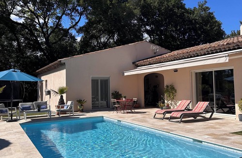 Valbonne House | Charming villa with swimming pool & petanque court, 5 minutes from Valbonne