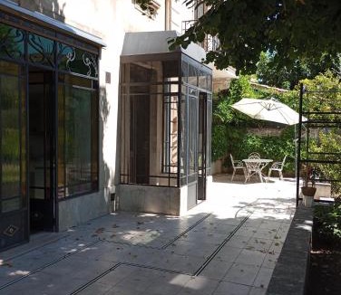 Montfavet Bed & Breakfast | Chez Fleur