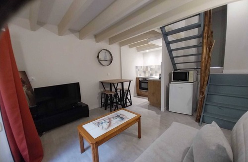 Pouzauges House | Chez Lilian et Isa