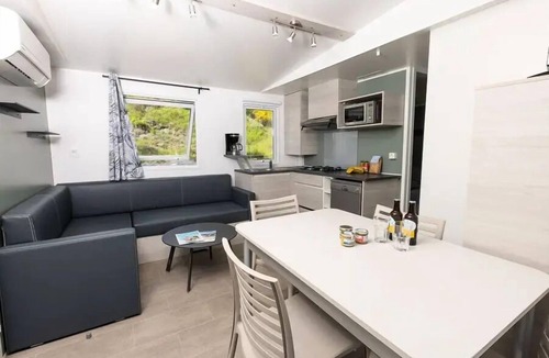 Serres House | Ciela Privilège Mobile Home - 3 bedrooms - Dishwasher, barbecue; sleeps 6