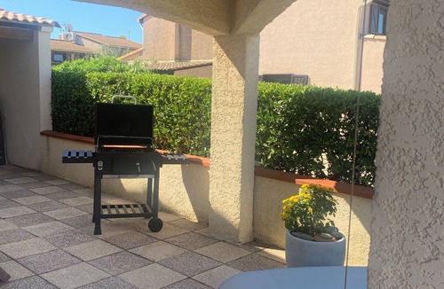 Portiragnes-Plage House | Comfortable corner villa