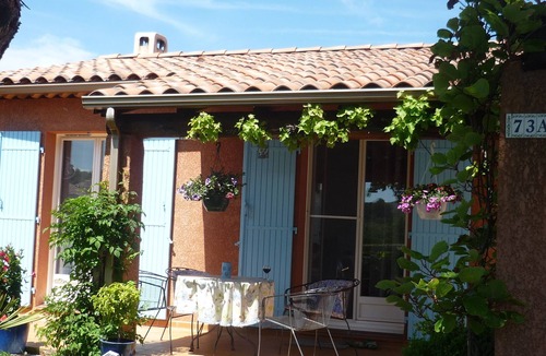 Pierrevert House | Comfortable house for 4 people in the heart of Provence with pool