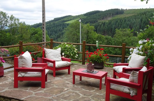Belmont-sur-Rance House | Comfortable vacation home in southern Aveyron, on the border with the Tarn
