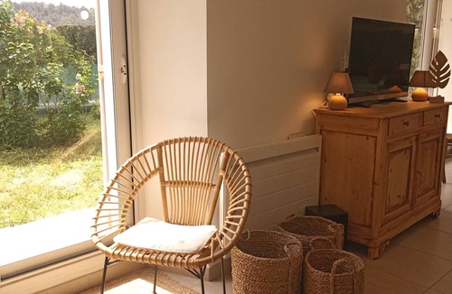Menerbes House | COMPLETELY RENOVATED INTERIOR with 4 bedrooms, 360° VIEW of Ménerbes, and a 9x4 saltwater POOL