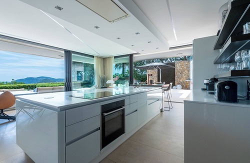 Les Termes Villa | Contemporary Villa – Panoramic Sea View & Rooftop Jacuzzi