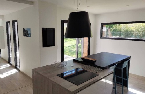 Eguilles Villa | Contemporary air-conditioned villa in Provence