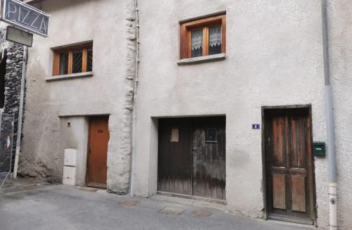Le Bourg-d'Oisans Apartment | Coquet T1 hyper centre