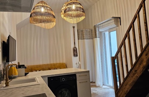 Prado - Republique Apartment | Cosi loft with jacuzzi, 15 minutes from Palais des Festival & beach
