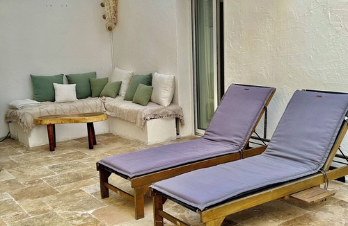 Prado - Republique Apartment | Cosi loft with jacuzzi, 15 minutes from Palais des Festival & beach