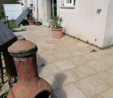 Cabrieres Villa | Coste bel