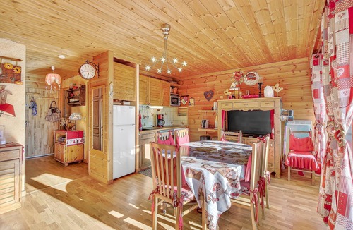 Montclar Apartment | Cosy and Bright in Montclar, Alpes-de-Haute-Provence