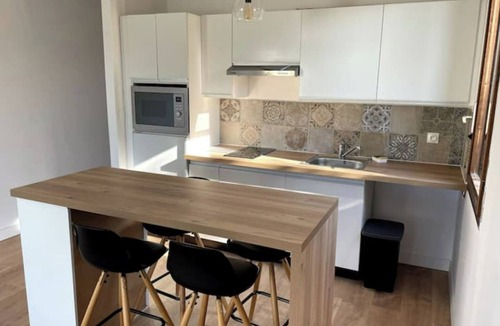 La Ciotat Apartment | Cosy apartment with sea view and swimming pool