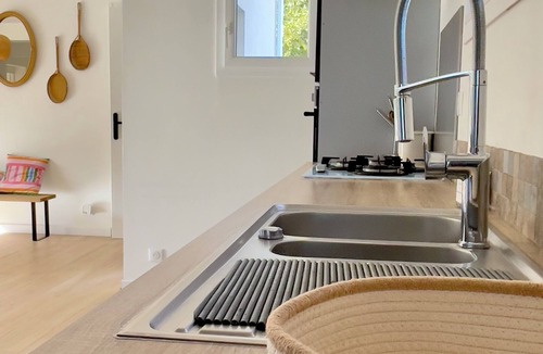 Saint-Jacques House | Cosy family villa, heated pool, garden, private parking, near Valbonne