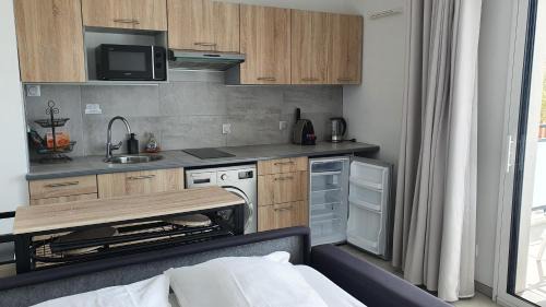 Saint-Isidore Apartment | COTE VILLAGE